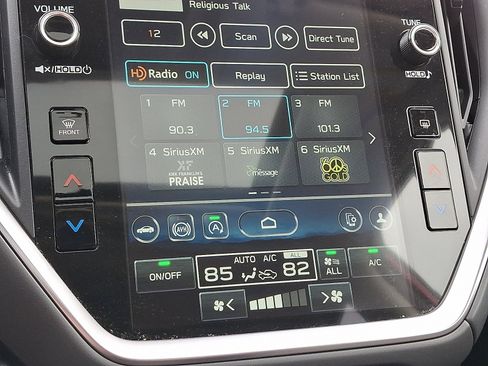 Certified 2025 Subaru Crosstrek 2.0i Premium image 14