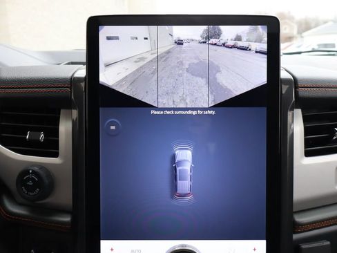 Used 2022 Ford Expedition Timberline image 27