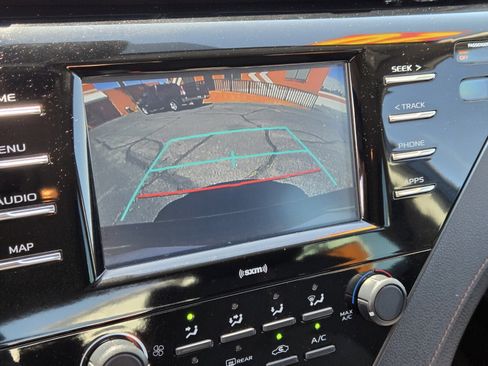 Used 2020 Toyota Camry LE w/ Carpet Mat Package FWD image 18