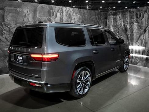 Used 2024 Jeep Wagoneer Series III w/ Premium Group I image 20