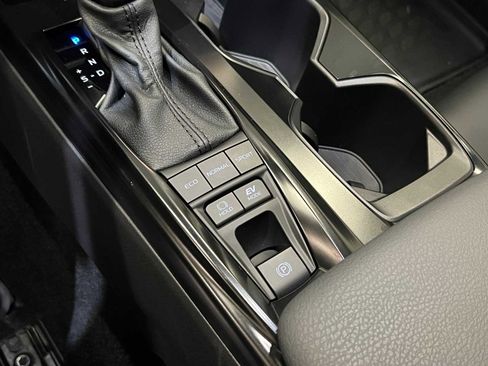 New 2026 Toyota Camry Hybrid image 24