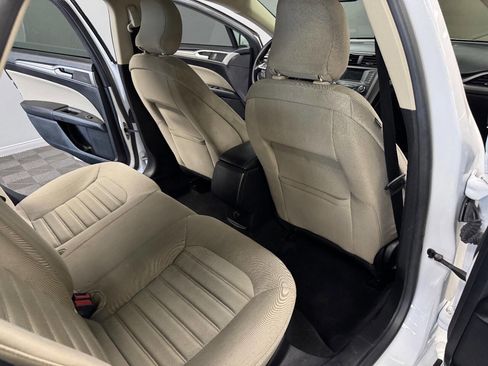 Used 2019 Ford Fusion S image 47