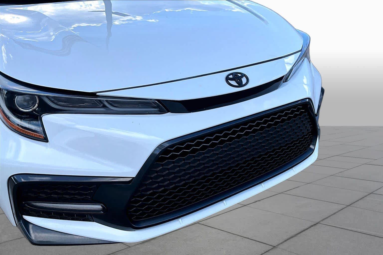 Used 2022 Toyota Corolla SE FWD image 28