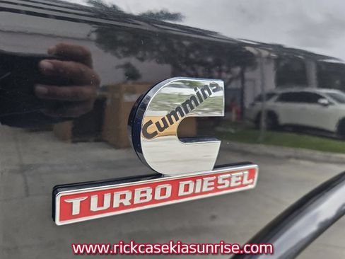 Used 2019 RAM 3500 Limited w/ Max Tow Package AWD/4WD image 16