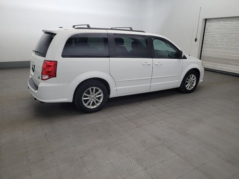 Used 2015 Dodge Grand Caravan SXT w/ Rear Park Assist Package FWD image 10