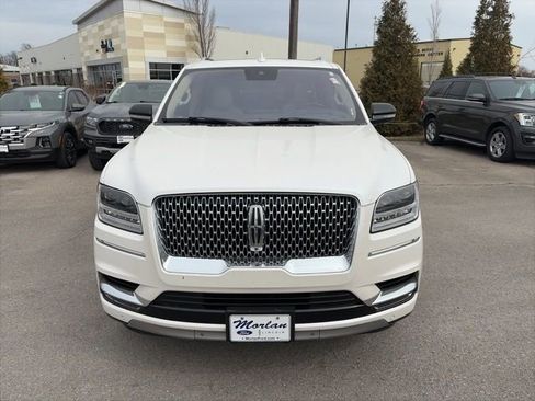 Used 2019 Lincoln Navigator Reserve AWD/4WD image 9