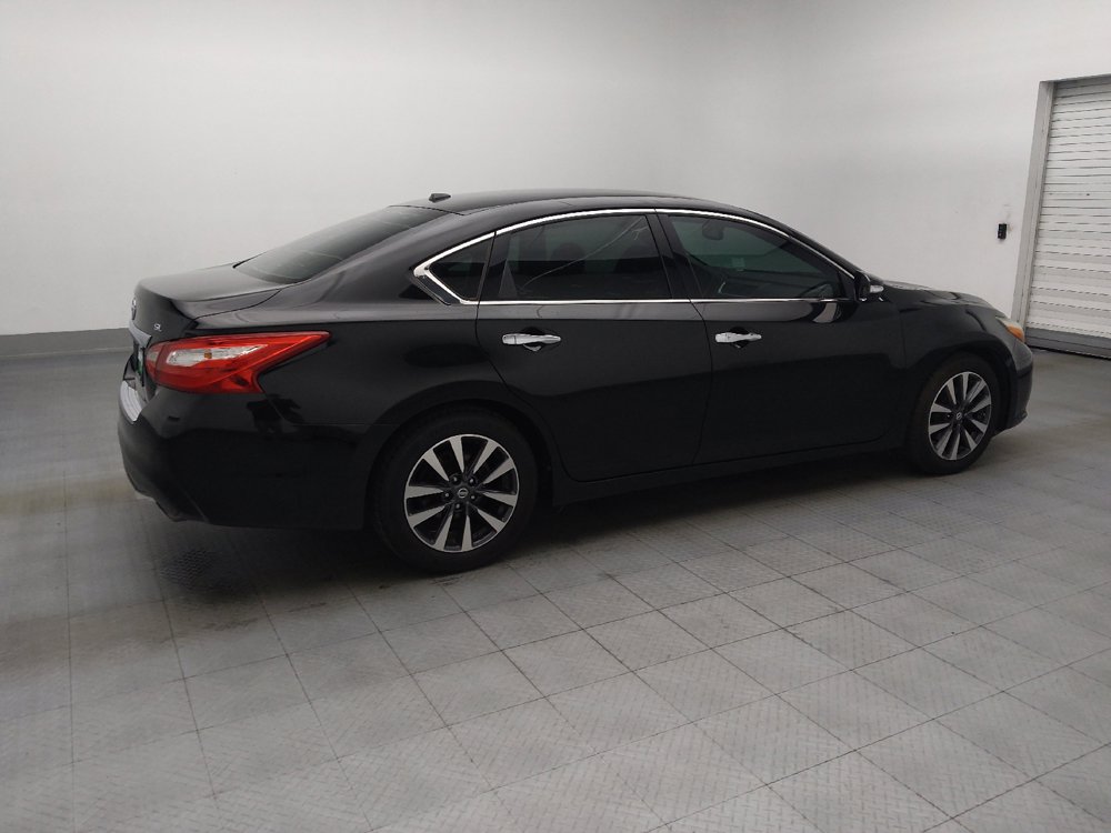 Used 2017 Nissan Altima 2.5 SL FWD image 10