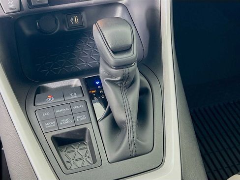 New 2025 Toyota RAV4 XLE image 12