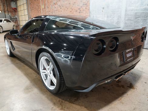 Used 2008 Chevrolet Corvette Coupe image 18