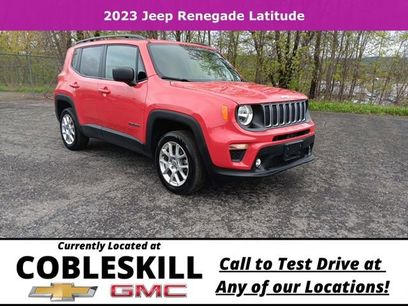 Used 2023 Jeep Renegade Latitude w/ Premium Group