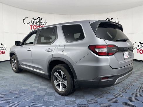 Used 2024 Honda Pilot EX-L image 5