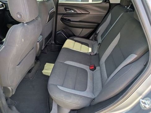 Used 2021 Chevrolet TrailBlazer LT w/ Convenience Package FWD image 24