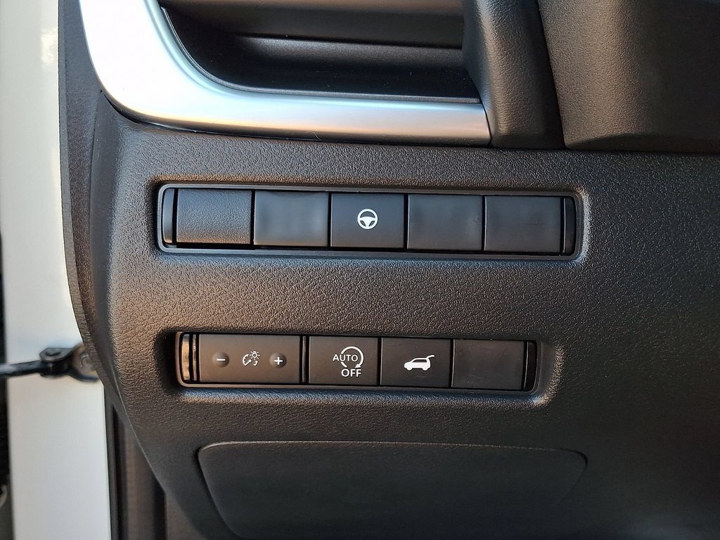 Certified 2023 Nissan Rogue SV w/ SV Premium B Package AWD/4WD image 27
