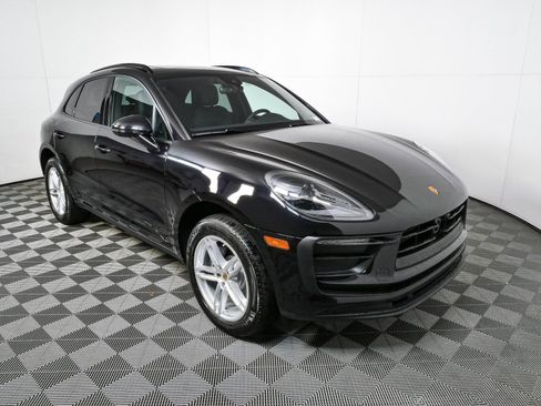 New 2026 Porsche Macan AWD/4WD image 27