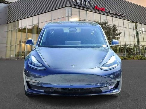 Used 2018 Tesla Model 3 Mid Range image 6