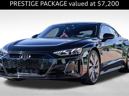 Used 2022 Audi e-tron GT Prestige w/ Prestige Package image 3