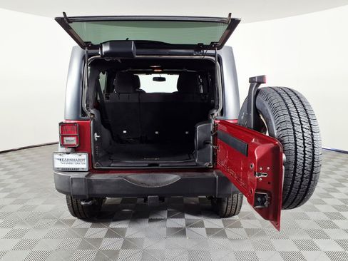 Used 2013 Jeep Wrangler Unlimited Sport AWD/4WD image 8
