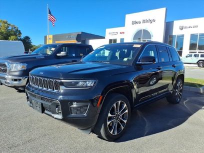 Used 2023 Jeep Grand Cherokee Overland w/ Luxury Tech Group IV