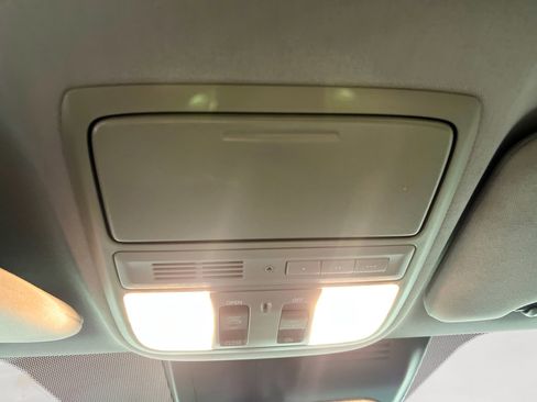 Used 2018 Honda CR-V EX-L image 19