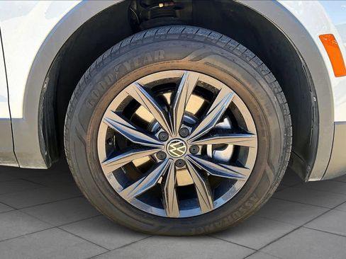 Used 2024 Volkswagen Tiguan Wolfsburg Edition image 20