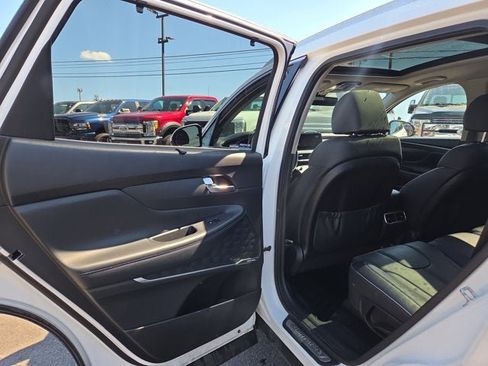 Used 2022 Hyundai Santa Fe SEL Premium image 11