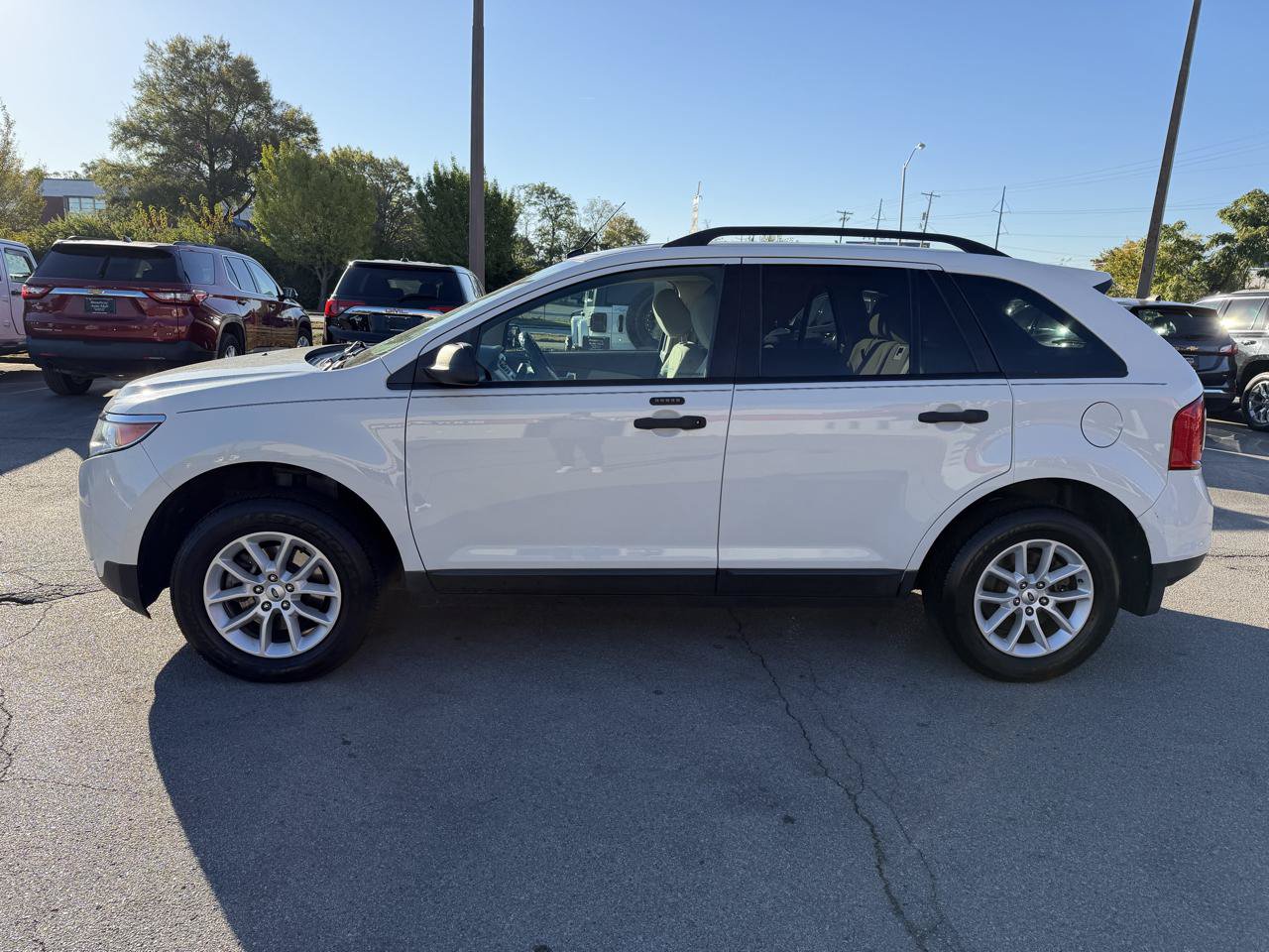 Used 2013 Ford Edge SE FWD image 6