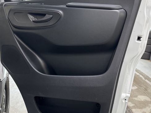 Used 2024 Mercedes-Benz eSprinter 170 Cargo image 19