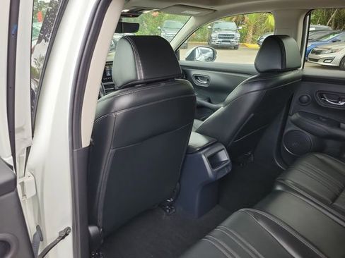 Used 2024 Honda HR-V EX-L image 14