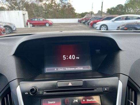 Used 2017 Acura MDX FWD image 27