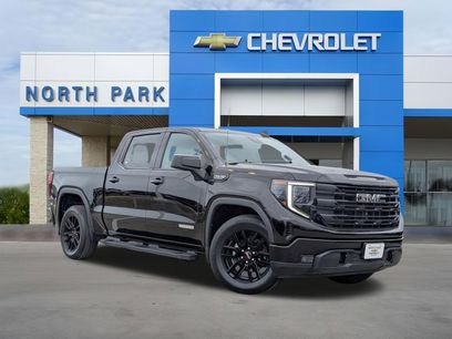Used 2023 GMC Sierra 1500 Elevation