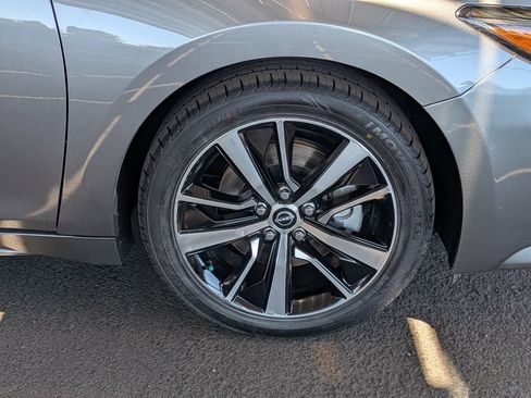 Used 2023 Nissan Maxima SV w/ Floor Mat Group FWD image 7