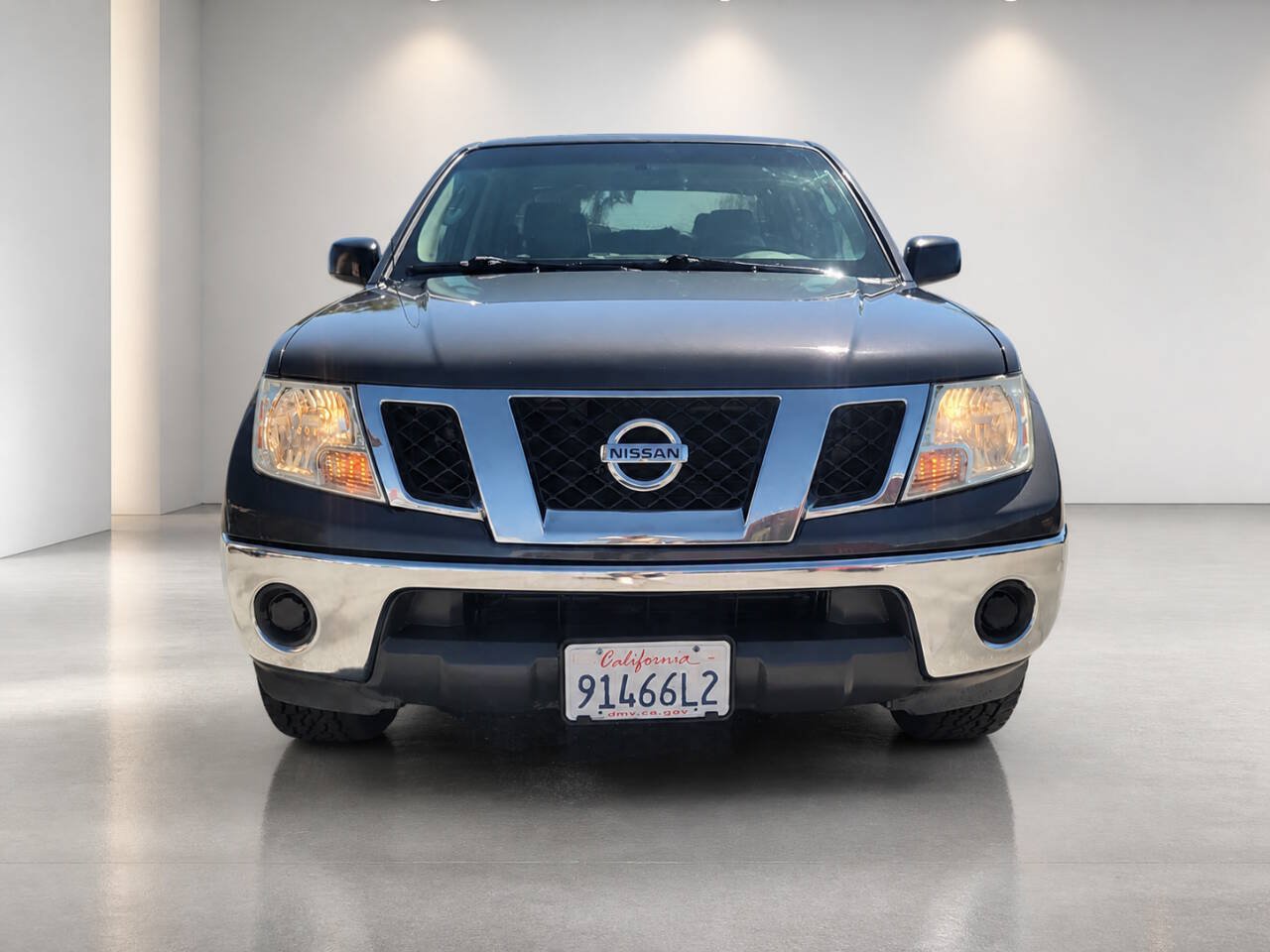 Used 2011 Nissan Frontier SV RWD image 9
