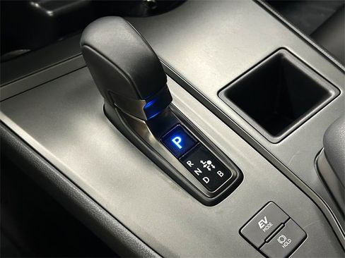 Certified 2025 Lexus UX 300h FWD image 21