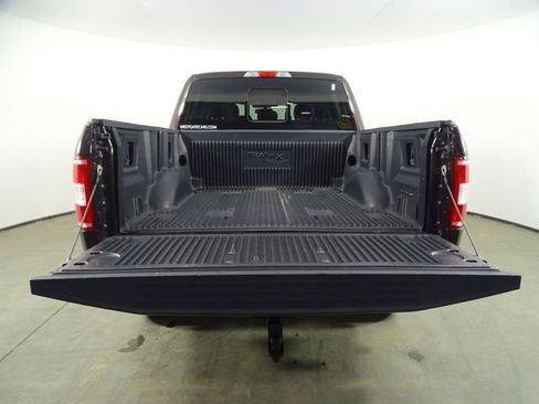 Used 2018 Ford F150 Lariat image 16