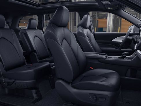 New 2026 Toyota Grand Highlander AWD Hybrid image 22