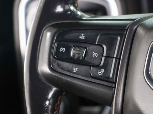 Used 2019 GMC Sierra 1500 AT4 w/ Off Road Performance Package AWD/4WD image 14