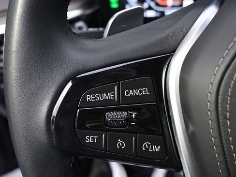 Used 2023 BMW 540i w/ Convenience Package RWD image 37