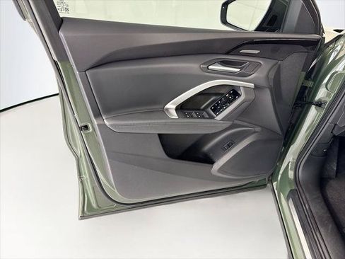 Certified 2025 Audi Q5 Premium Plus w/ Premium Plus AWD/4WD image 24