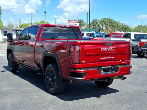 Used 2024 GMC Sierra 2500 AT4 w/ AT4 Premium Plus Package AWD/4WD image 3