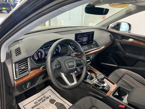 Used 2023 Audi Q5 2.0T Premium Plus w/ Premium Plus Package AWD/4WD image 11