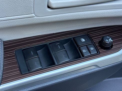 Certified 2023 Toyota Sienna LE image 15