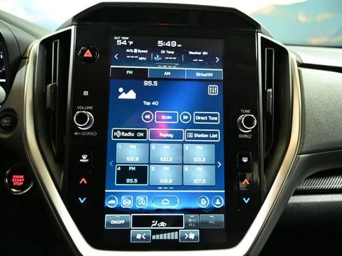 Used 2025 Subaru Crosstrek 2.0i Premium image 32