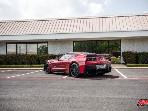 Used 2014 Chevrolet Corvette Stingray Coupe w/ 2LT Preferred Equipment Group image 52