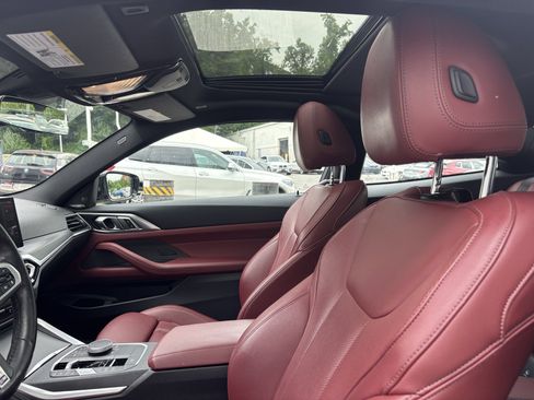 Used 2024 BMW 430i Coupe w/ M Sport Package RWD image 19