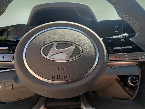 New 2026 Hyundai Elantra Sport FWD image 11
