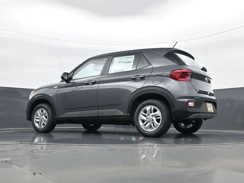 New 2026 Hyundai Venue SE image 27