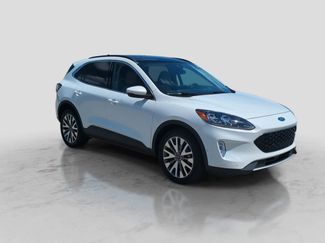 Used 2020 Ford Escape Titanium w/ Titanium Premium Package 2.0 AWD/4WD video 2