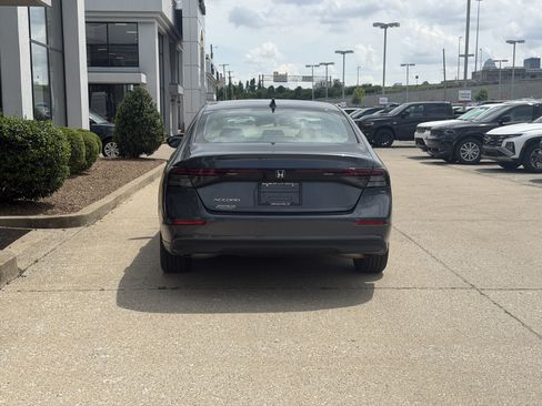 Used 2024 Honda Accord EX image 6