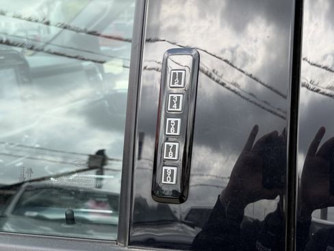 Used 2022 Ford F150 XLT w/ Equipment Group 302A High image 17