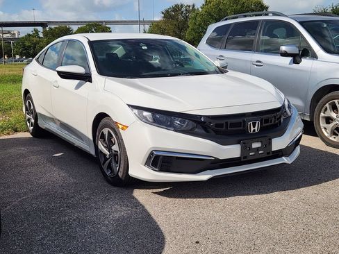 Used 2019 Honda Civic LX image 3